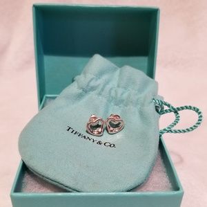 SOLD-EUC Tiffany & Co. Open Heart Peretti Earrings